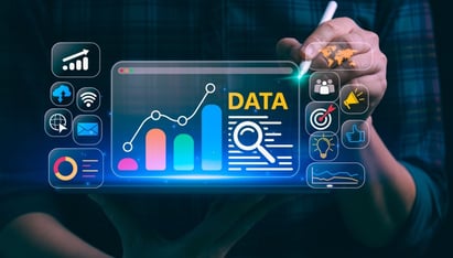 データ活用基盤とは？戦略的意思決定を実現するための導入ステップ